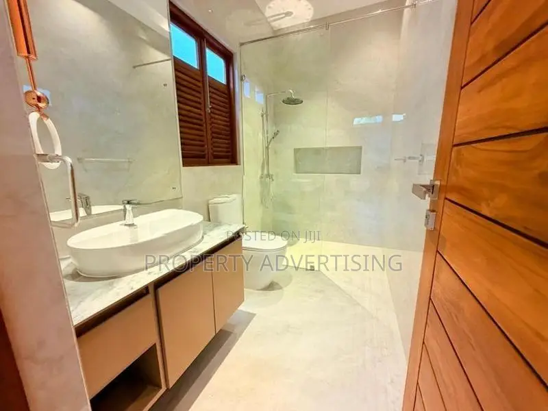 Battaramulla Architecture-Designed Brand New House for Sale