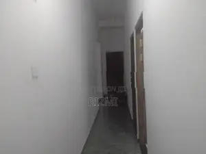 second floor 3BR with attached bathroom house for rent in kalubowila