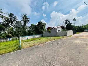 Blocking out Land for Sale in Piliyandala