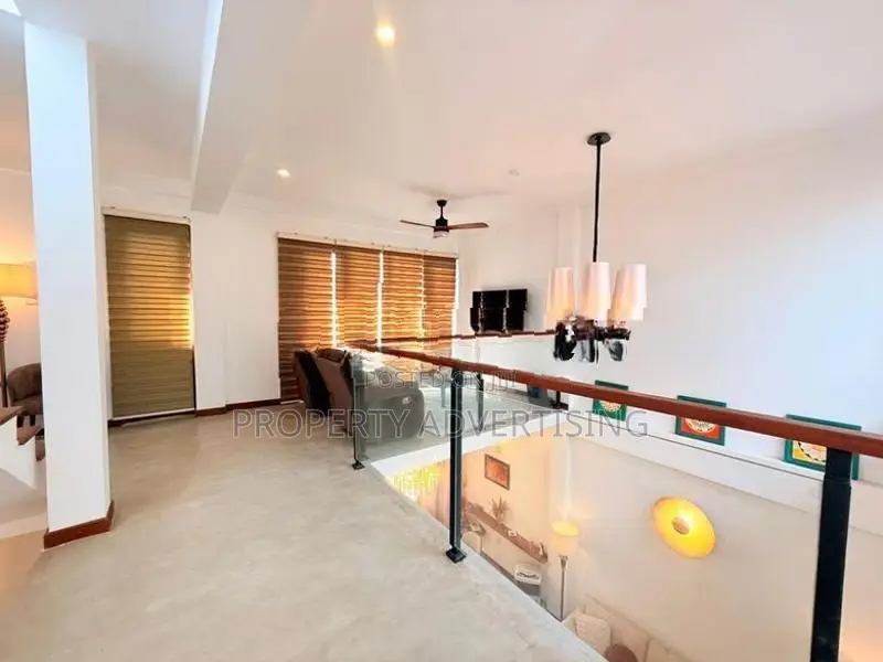 Thalawathugoda 3 BR House For Sale in Kalalgoda