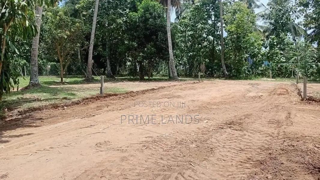 Land for Sale in Negombo Diulapitiya Rood
