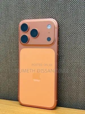Apple iPhone 17 Pro 128GB (Used)
