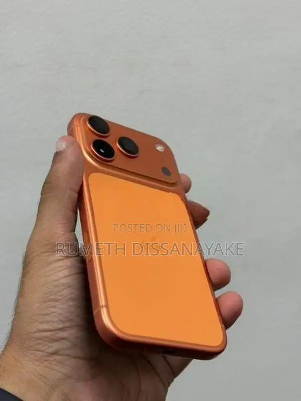 Apple iPhone 17 Pro 128GB (Used)