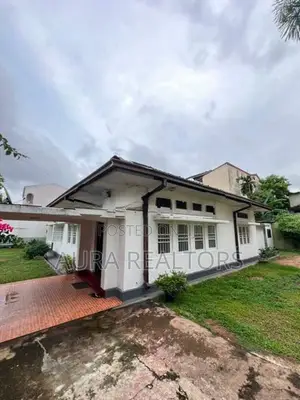 Land with House For Sale in Nugegoda (P-270)