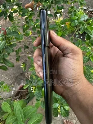 Samsung Galaxy S21 Ultra (Used)