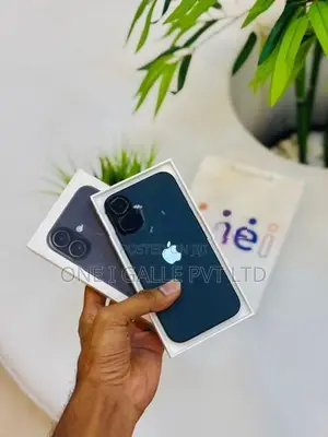 Apple iPhone 16 128GB (Used)