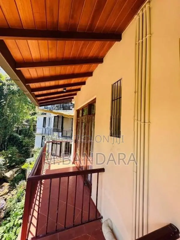 Luxury Apartment for Sale at Kandy Lake Round
