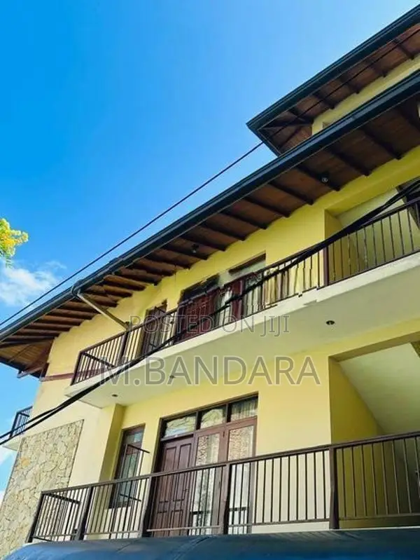 Luxury Apartment for Sale at Kandy Lake Round