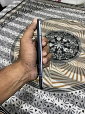 Samsung Galaxy S21 8GB 256GB (Used)