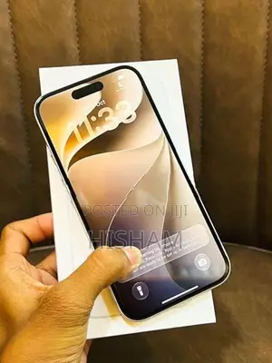Apple iPhone 16 128GB (Used)