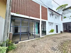 Architect Designed Two Story House For Rent In Nugegoda