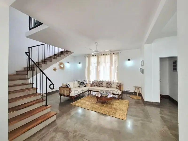 Architect Designed Two Story House For Rent In Nugegoda