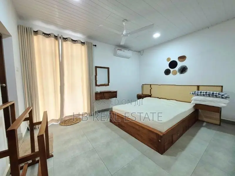 Architect Designed Two Story House For Rent In Nugegoda