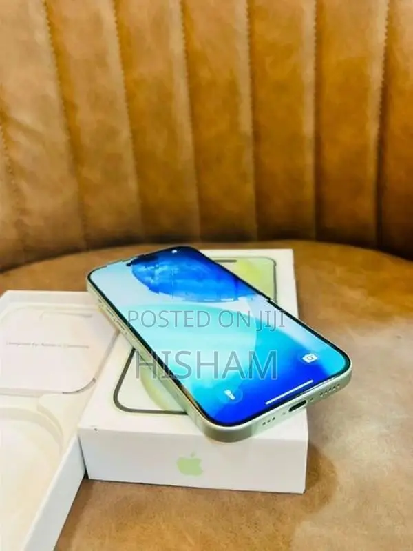 Apple iPhone 15 128GB (Used)