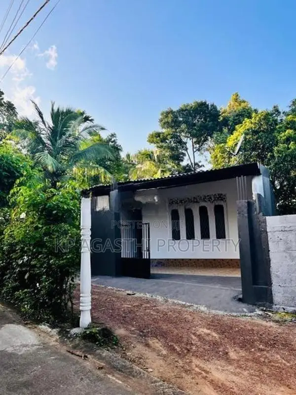 nugegoda ambuldeniya house for sale