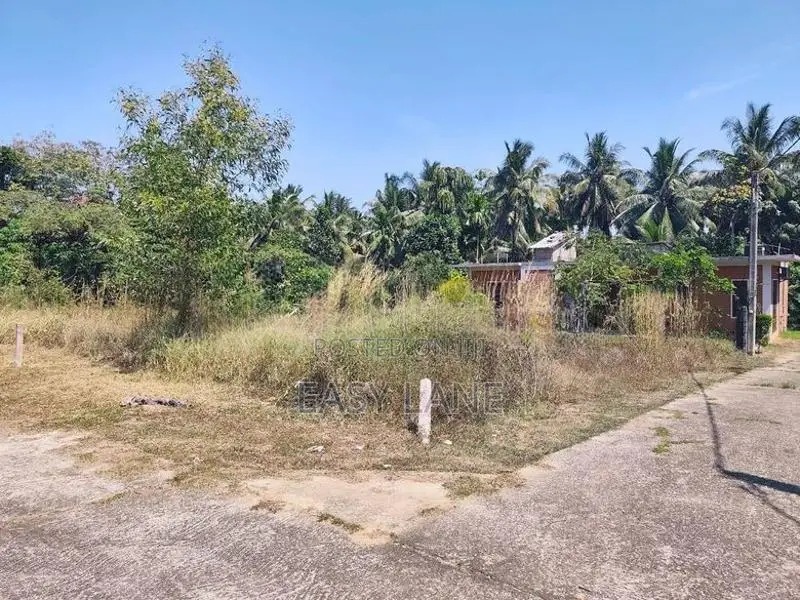 කළගෙඩිහේන නගර සීමාවෙන් පර්චස් 12.5