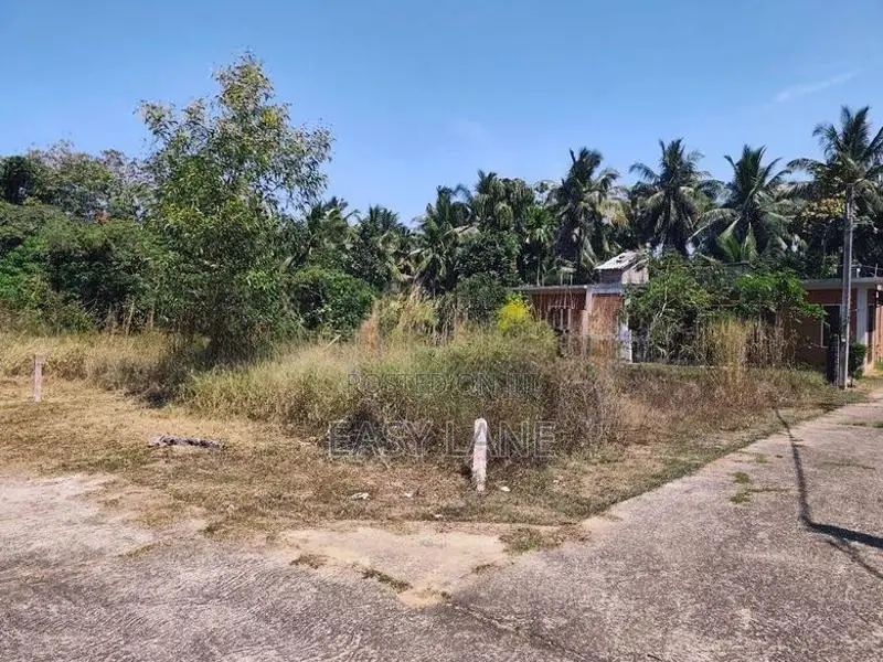කළගෙඩිහේන නගර සීමාවෙන් පර්චස් 12.5