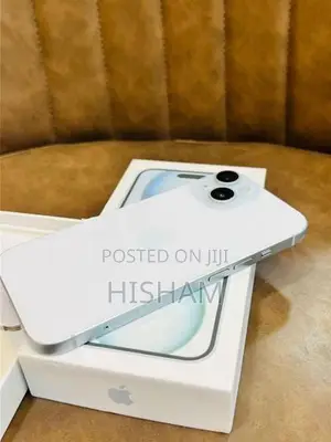 Apple iPhone 15 256GB (Used)