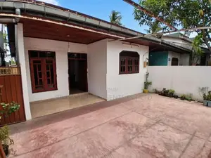 Single Story House for Sale in Wellampitiya