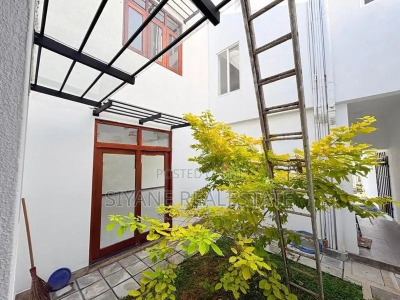 Luxury New House for Sale in Battaramulla