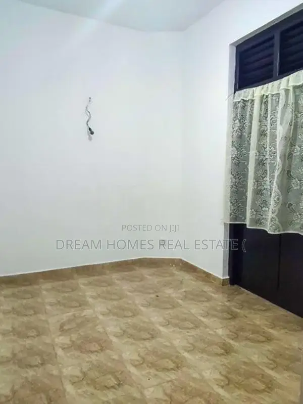 Fully Completed 2-Story House for Sale – Ja-Ela Town
