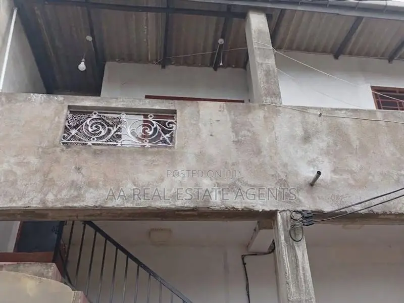 Two Storey House for Sale in Wellampitiya