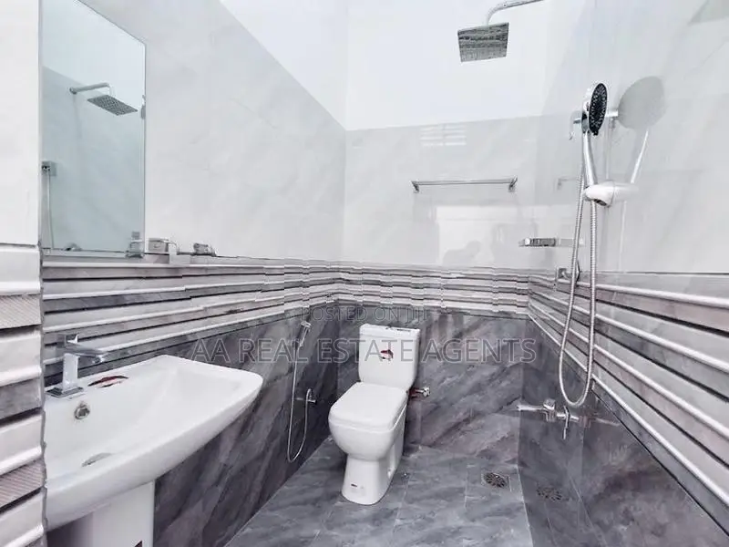 Brand New House with Slab for Sale in Wellampitiya