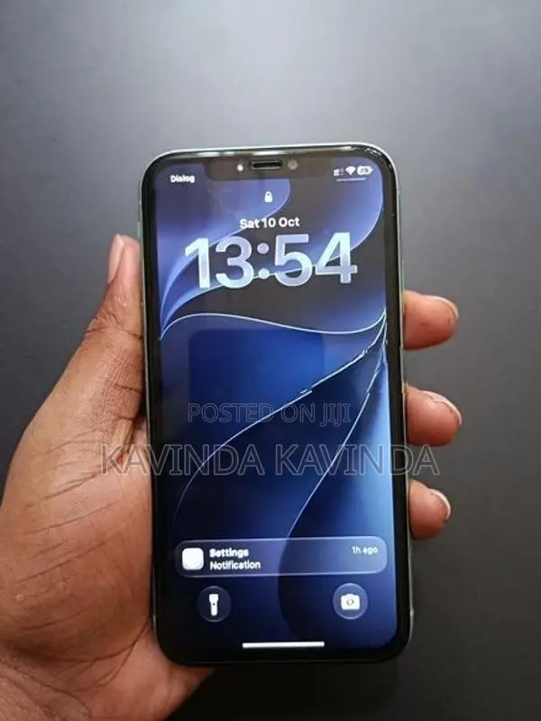 Apple iPhone 11 (Used)
