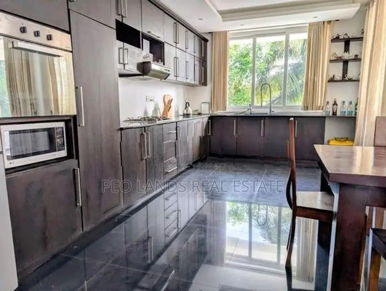 (PH920) Luxury Multi Storey House for Sale in Gothatuwa