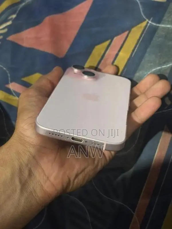 Apple iPhone 15 (Used)