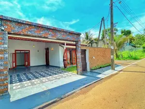 Brand New Uncommon Luxury Design Single Storey House in Piliyandala