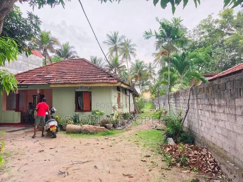 Road Facing Land for Sale in Negombo, Katunayake