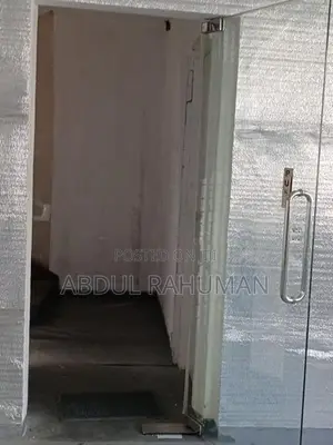 Commercial Space (1st Floor) in Colombo 4
