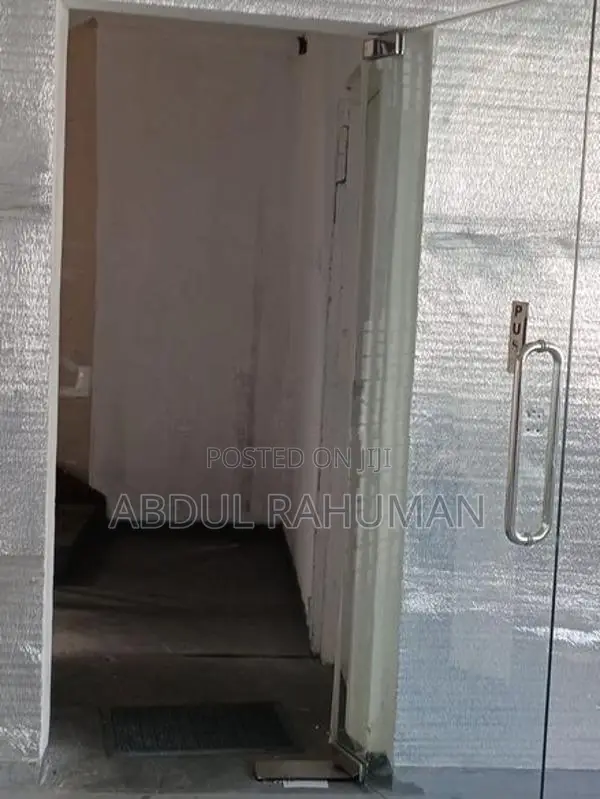 Commercial Space (1st Floor) in Colombo 4
