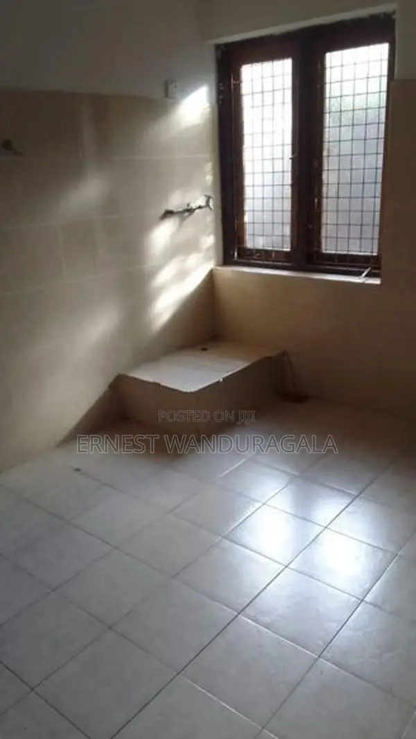 House for Rent in Colombo 15-.Hr666-