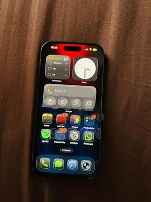 Apple iPhone 15 (Used)