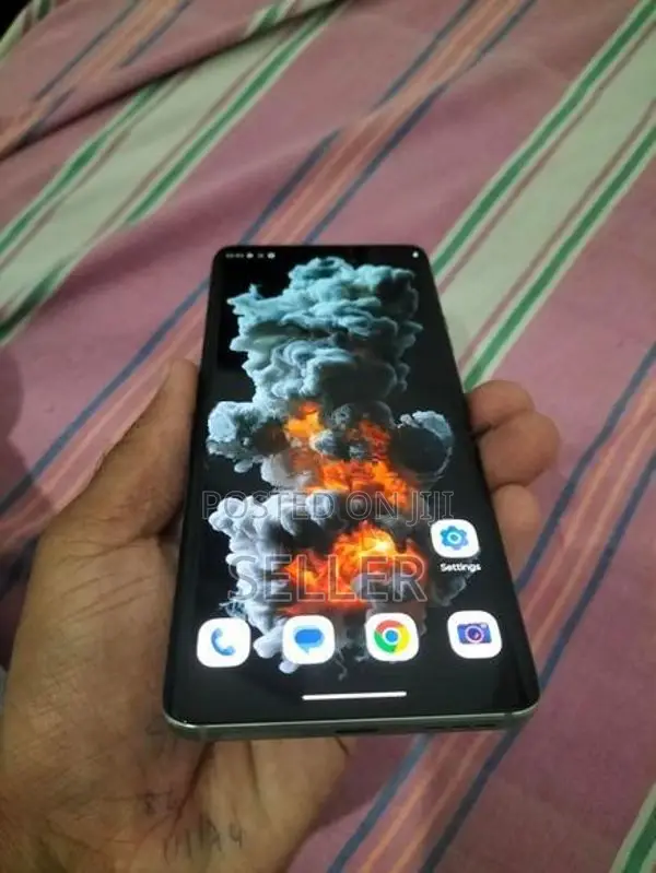 Moto Edge 40 256GB (Used)