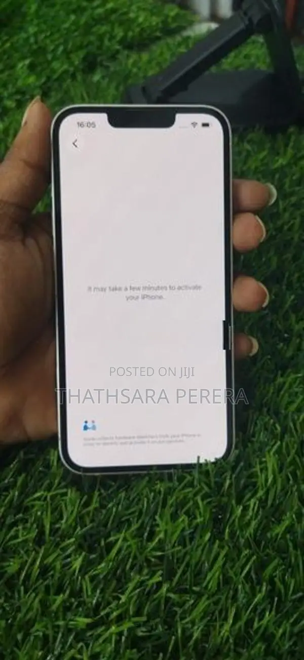 Apple iPhone 13 (Used)