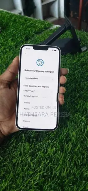 Apple iPhone 13 (Used)