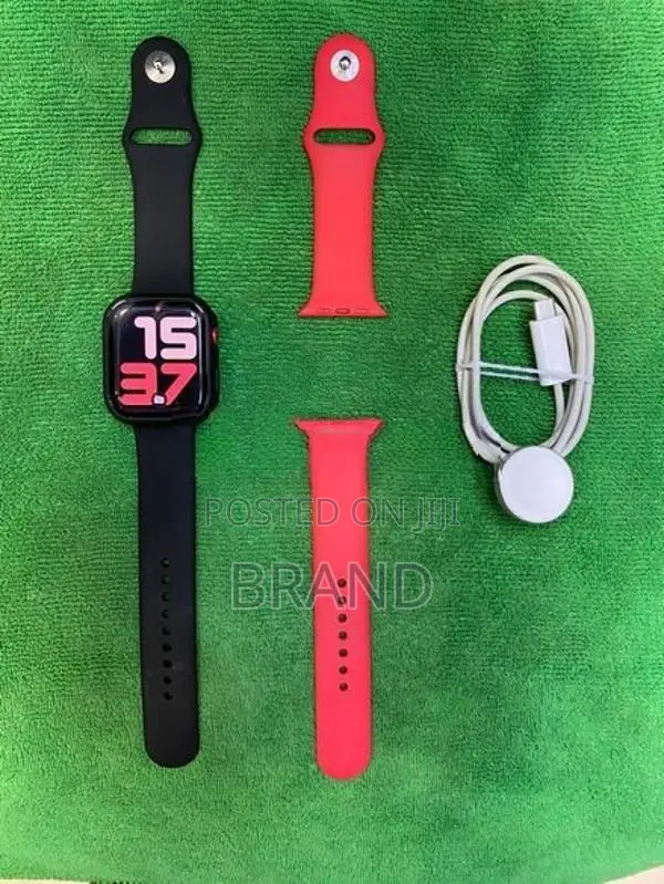 Apple Watch Service 8 Cellular + GPS
