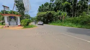 නිට්ටඹුව උෘරපොල පර්චස් 13ම 10.