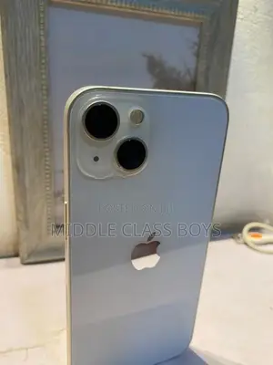 Apple iPhone 13 128GB (Used)