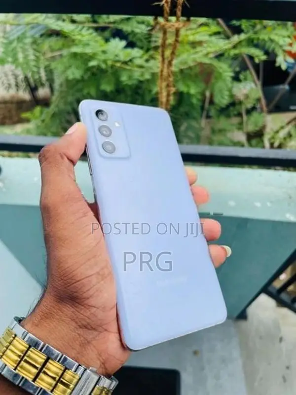 Samsung Galaxy Quantum 2 128GB (Used)