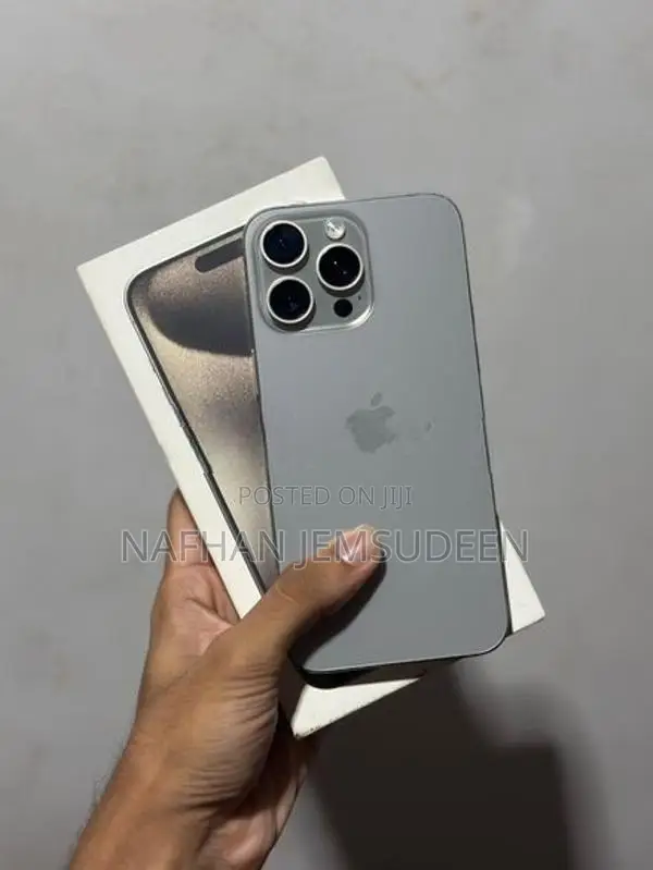 Apple iPhone 15 Pro Max (Used)