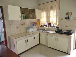 (PH935) Two Storey House for Sale in Nugegoda