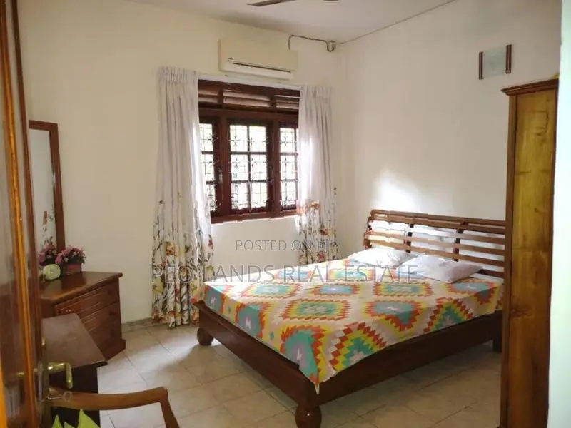 (PH935) Two Storey House for Sale in Nugegoda
