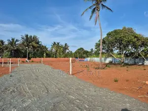 அருமையான வாய்ப்பு உரும்புராயில் காணித் துண்டுகள் விற்பனைக்கு உண்டு