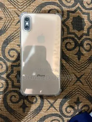 Apple iPhone XS (Used)