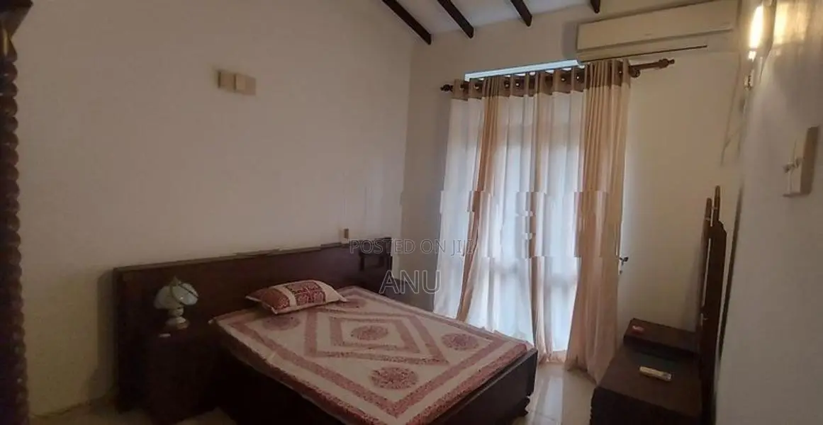 Spacious 3 Br Fully Furnished Apartment For Rent In Athurugiriya