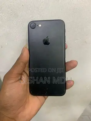 Apple iPhone 7 (Used)